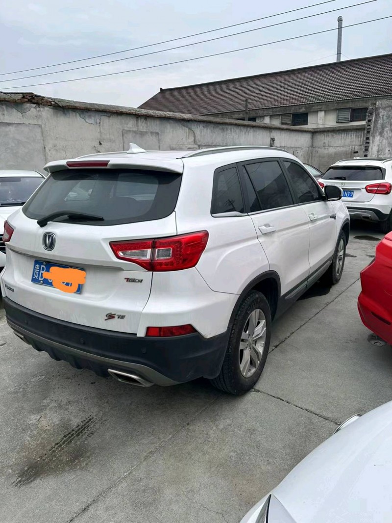 嘉兴18年长安汽车CS752