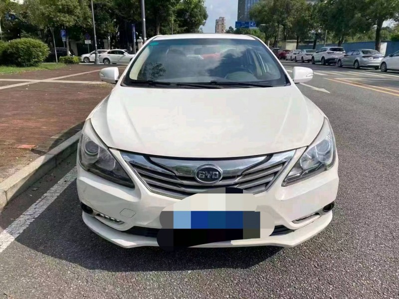 珠海15年比亚迪速锐1