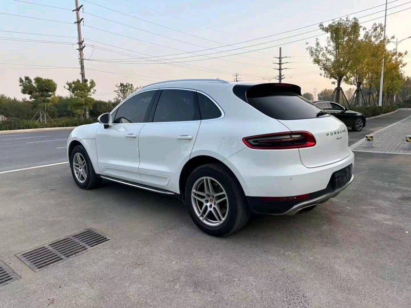 枣庄16年保时捷Macan4