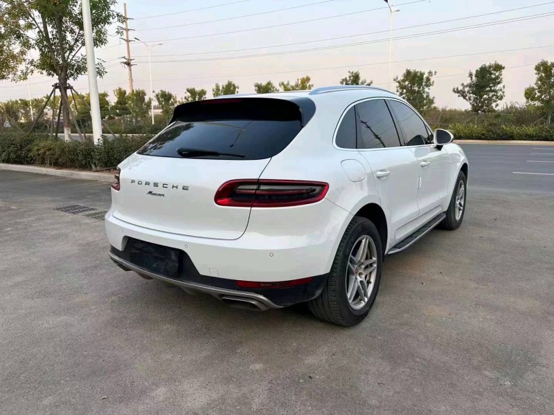 枣庄16年保时捷Macan7