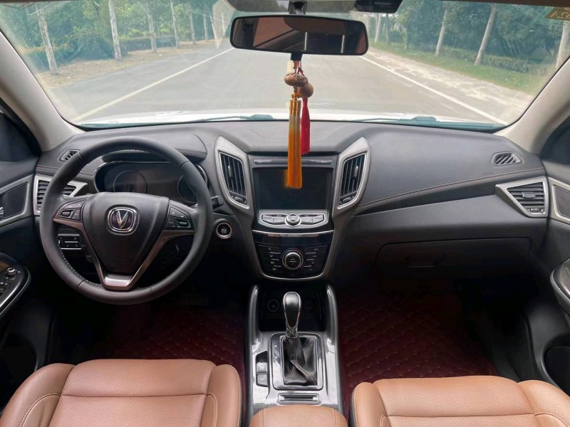 徐州18年长安汽车CS759