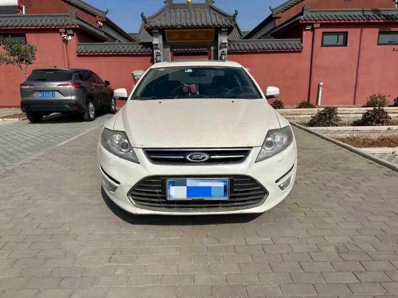 淄博12年福特蒙迪欧-致胜1