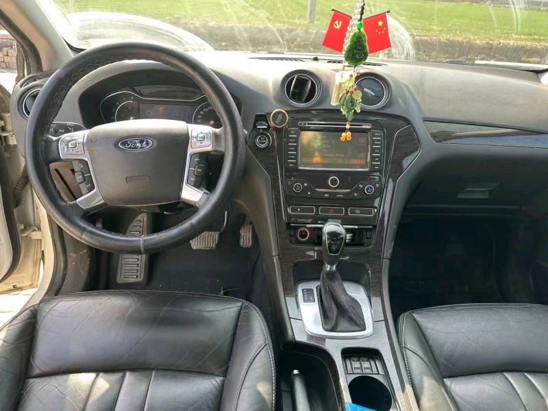 淄博12年福特蒙迪欧-致胜4