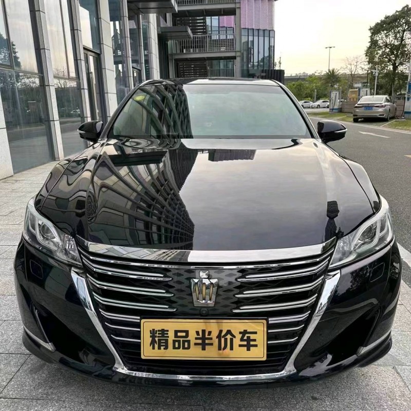 珠海18年丰田皇冠1