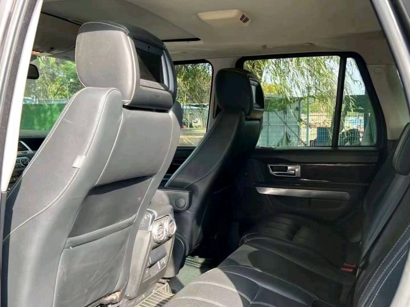 青岛11年路虎揽胜运动5