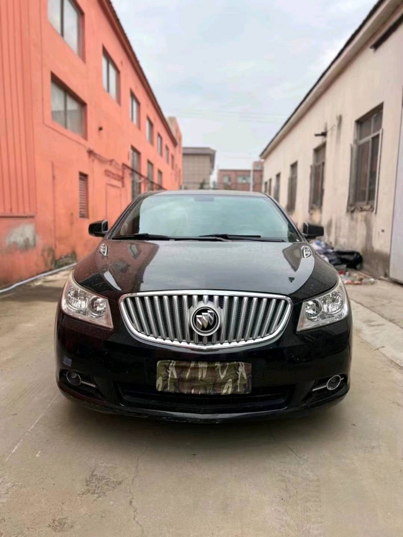 东营13年别克君越1