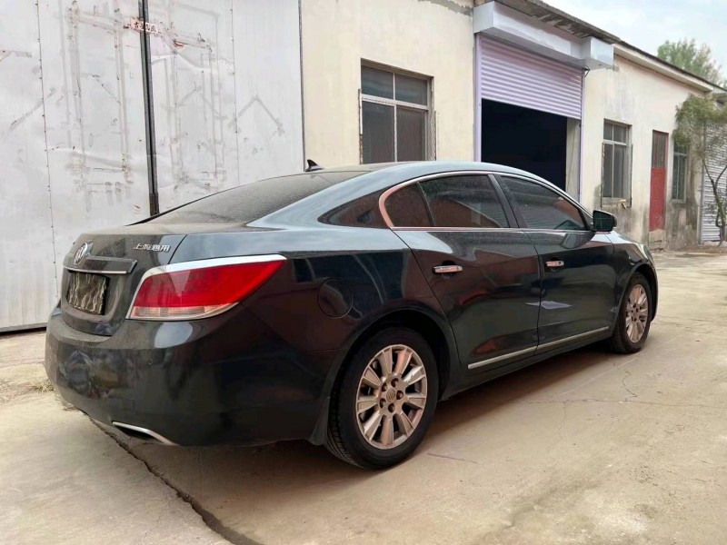 东营13年别克君越5