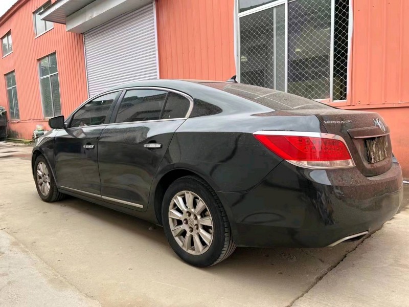 东营13年别克君越8