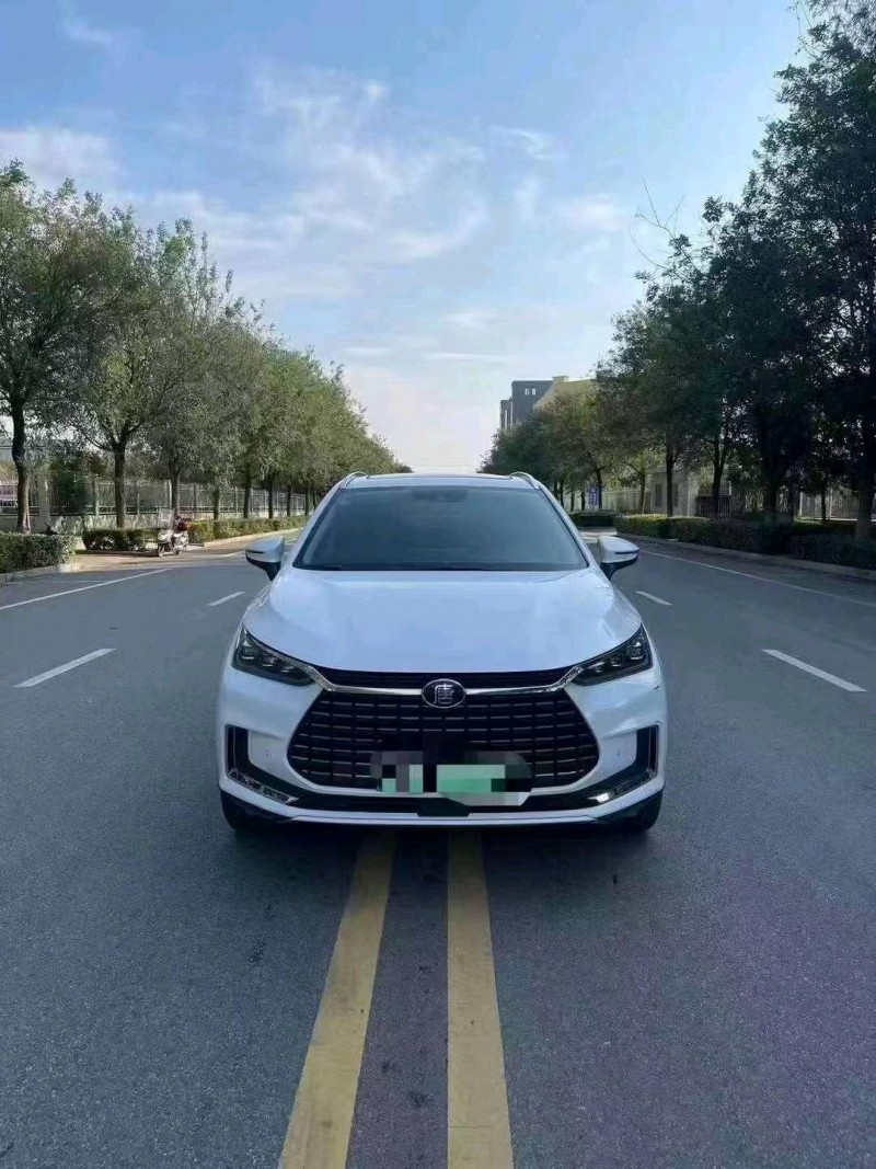 咸陽19年比亞迪唐1
