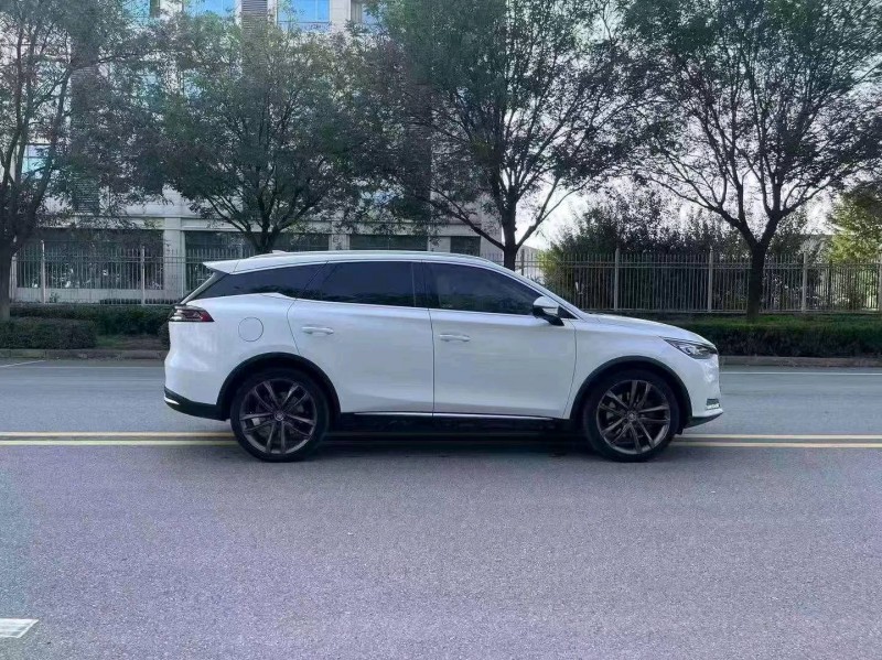 咸陽19年比亞迪唐3