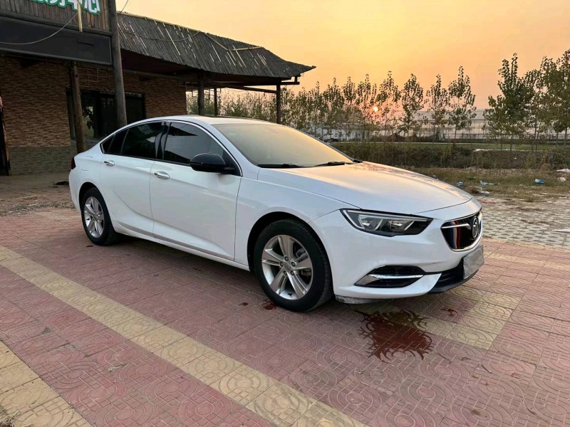 徐州18年别克君威3