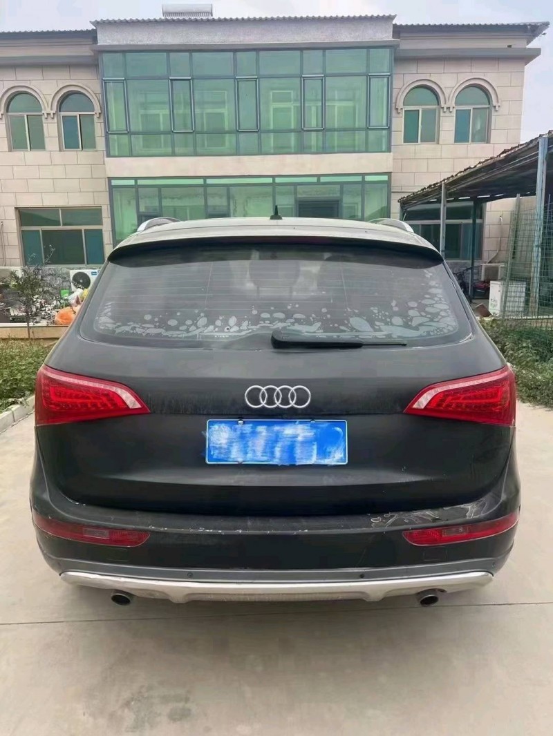 保定12年奥迪Q56