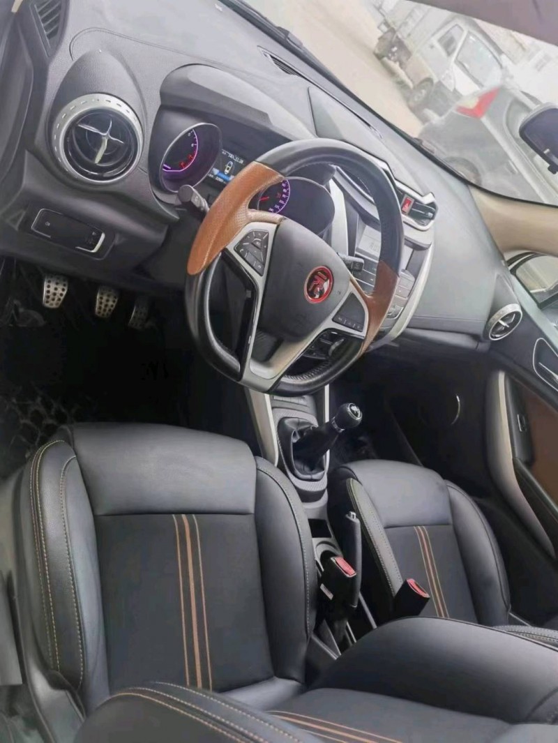 保定17年比亚迪元4