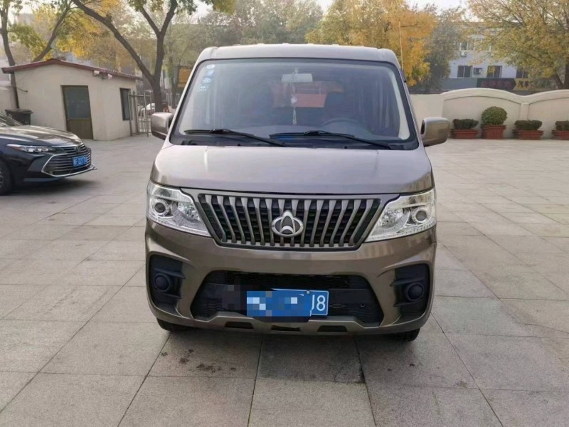 保定20年长安汽车睿行1