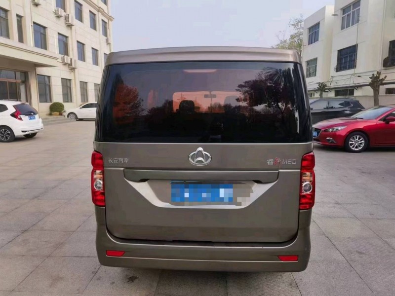 保定20年长安汽车睿行6