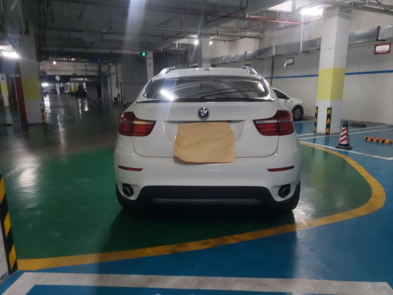 貴陽13年寶馬X68