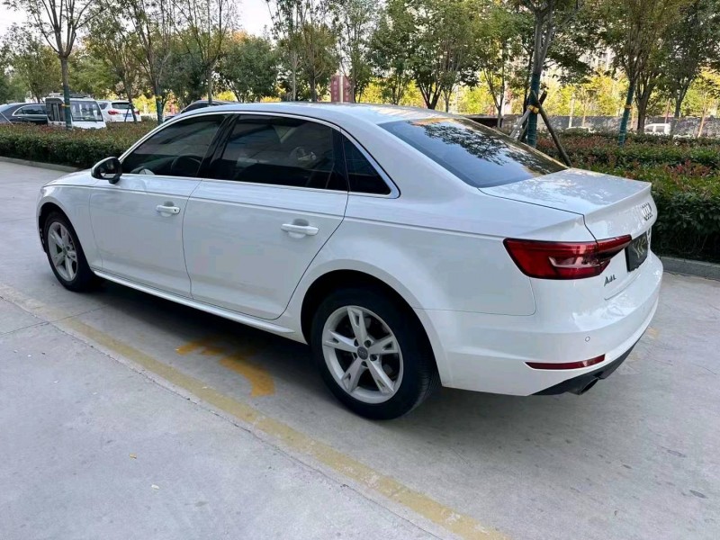 东营17年奥迪A4L5
