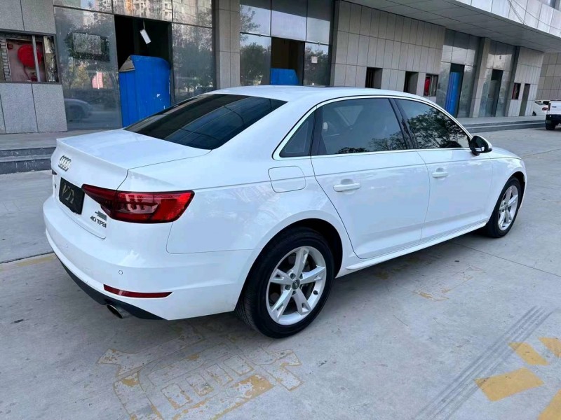 东营17年奥迪A4L8