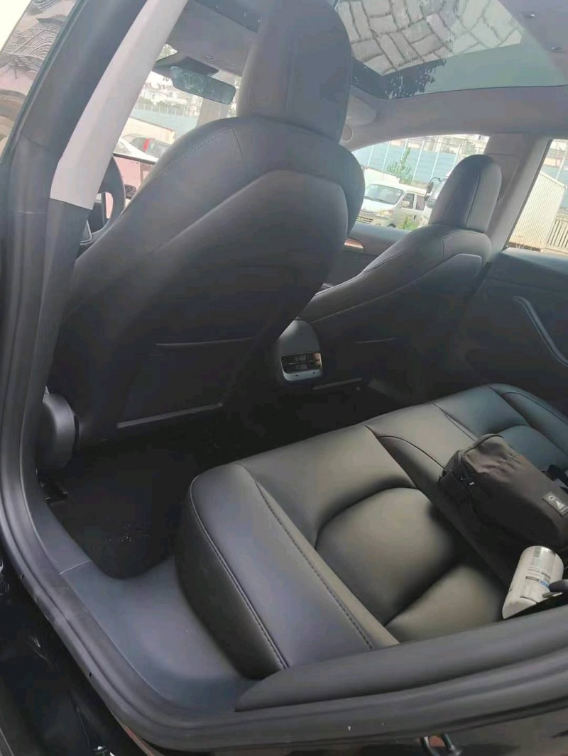宜昌23年特斯拉MODEL 35