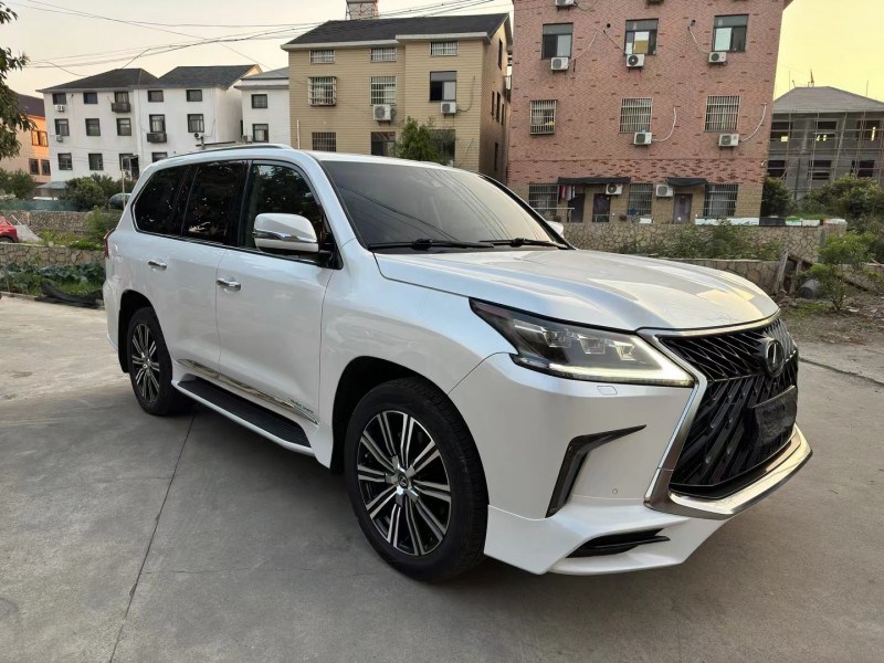 杭州17年雷克薩斯LX3