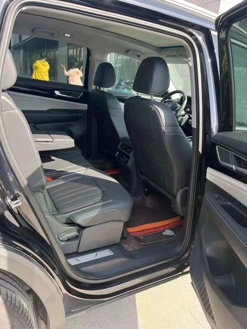 邯郸22年大众途昂8