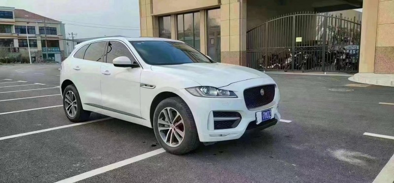 济宁18年捷豹F-PACE2