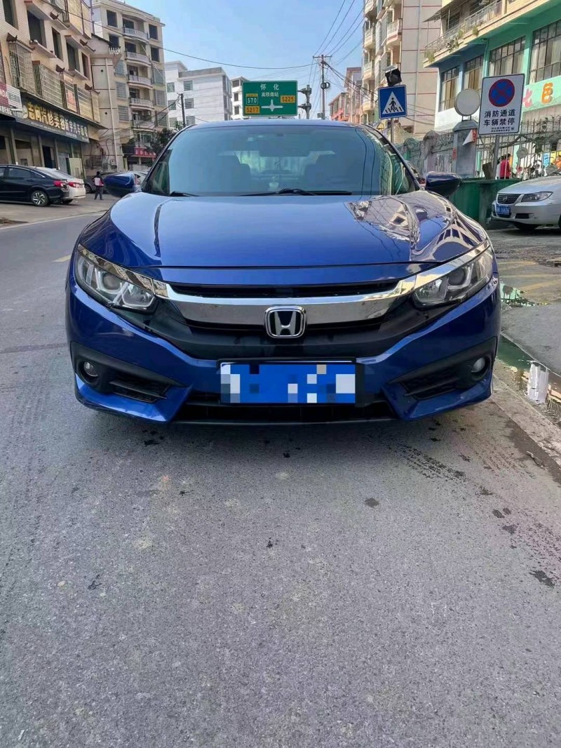 汕头17年本田思域1