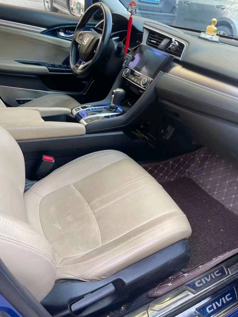 汕头17年本田思域3