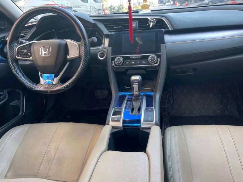 汕头17年本田思域6