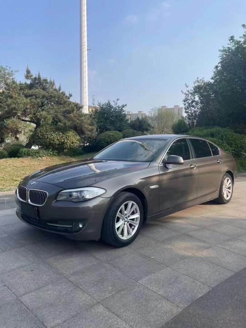 济宁13年宝马5系3