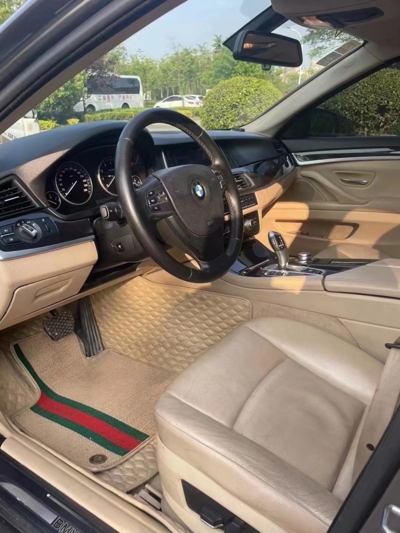 济宁13年宝马5系6