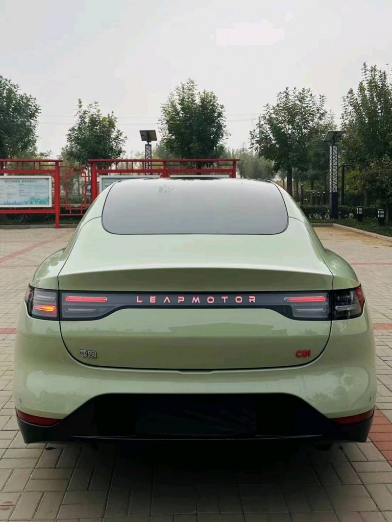 天津23年零跑汽車C016