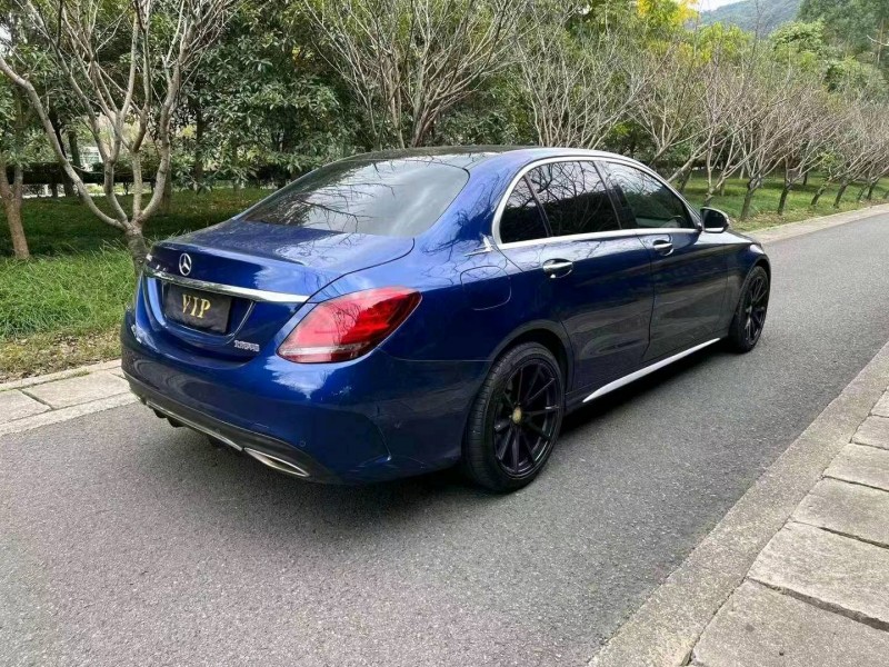 嘉兴19年奔驰C8