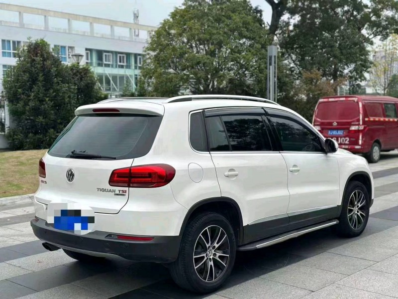 嘉兴14年大众途观6