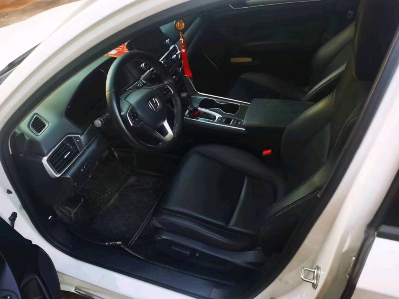 邯郸19年本田雅阁2