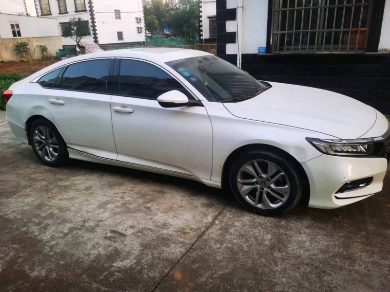 邯郸19年本田雅阁4