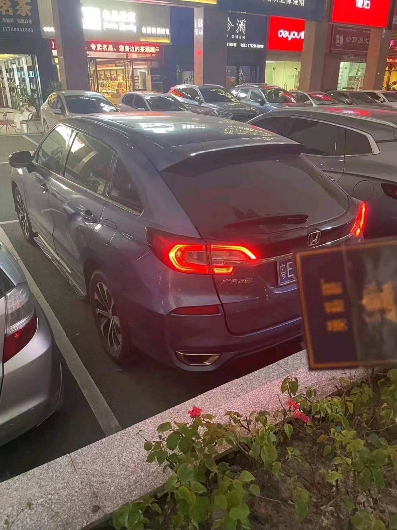 珠海17年本田冠道2