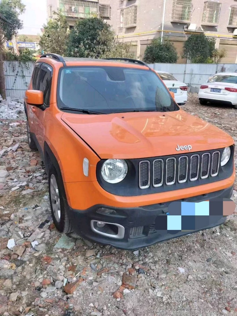 衡阳18年Jeep自由侠1