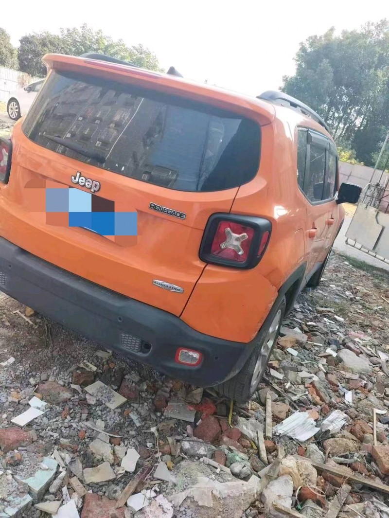 衡阳18年Jeep自由侠3