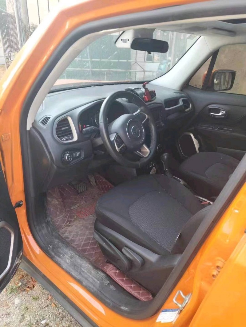 衡阳18年Jeep自由侠8