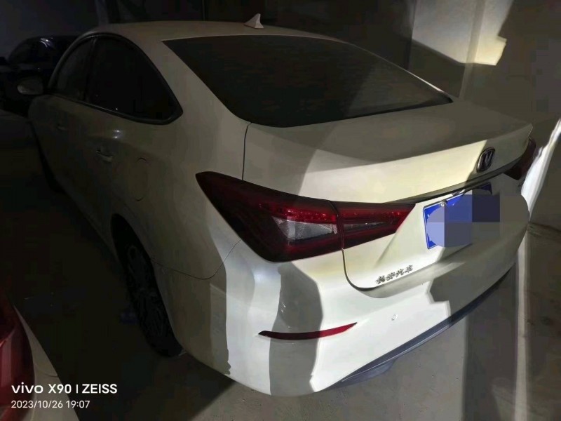 三明18年長安汽車逸動3
