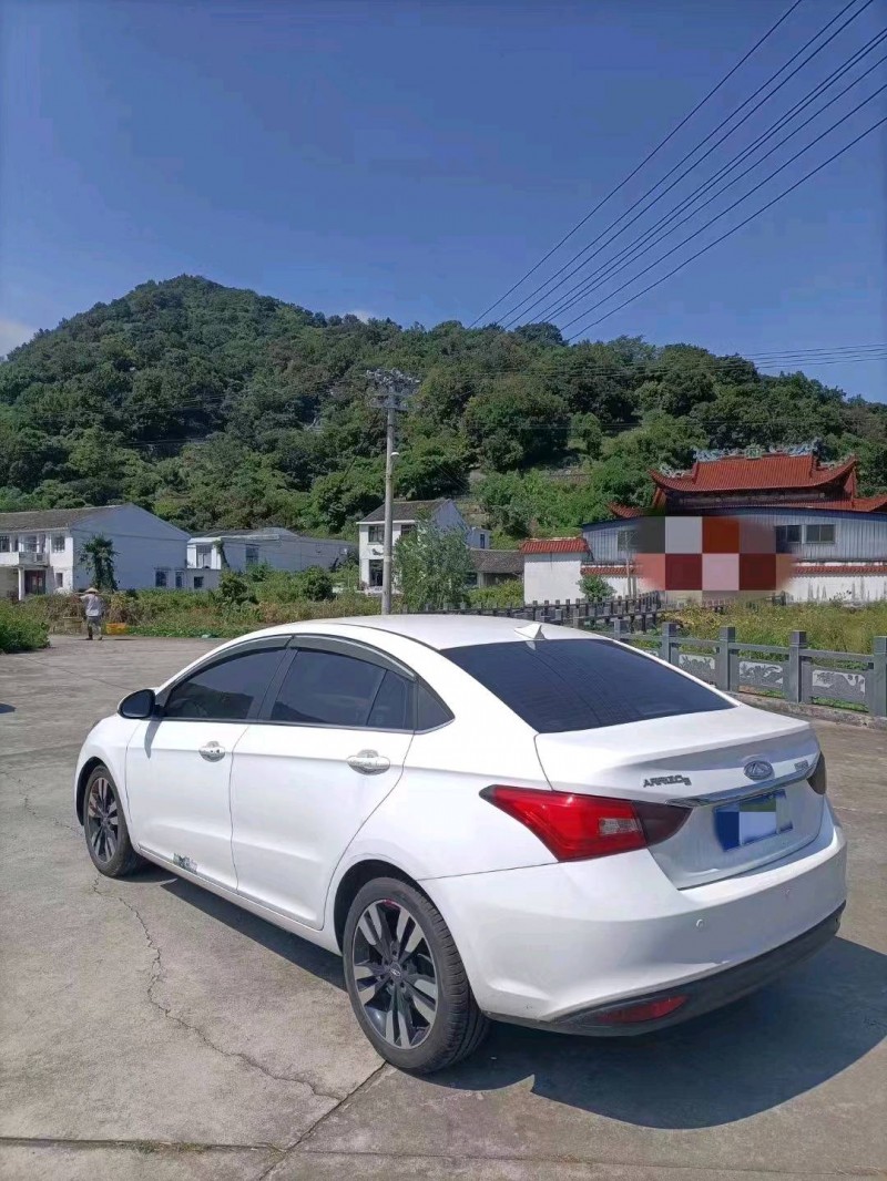 嘉兴18年奇瑞艾瑞泽55