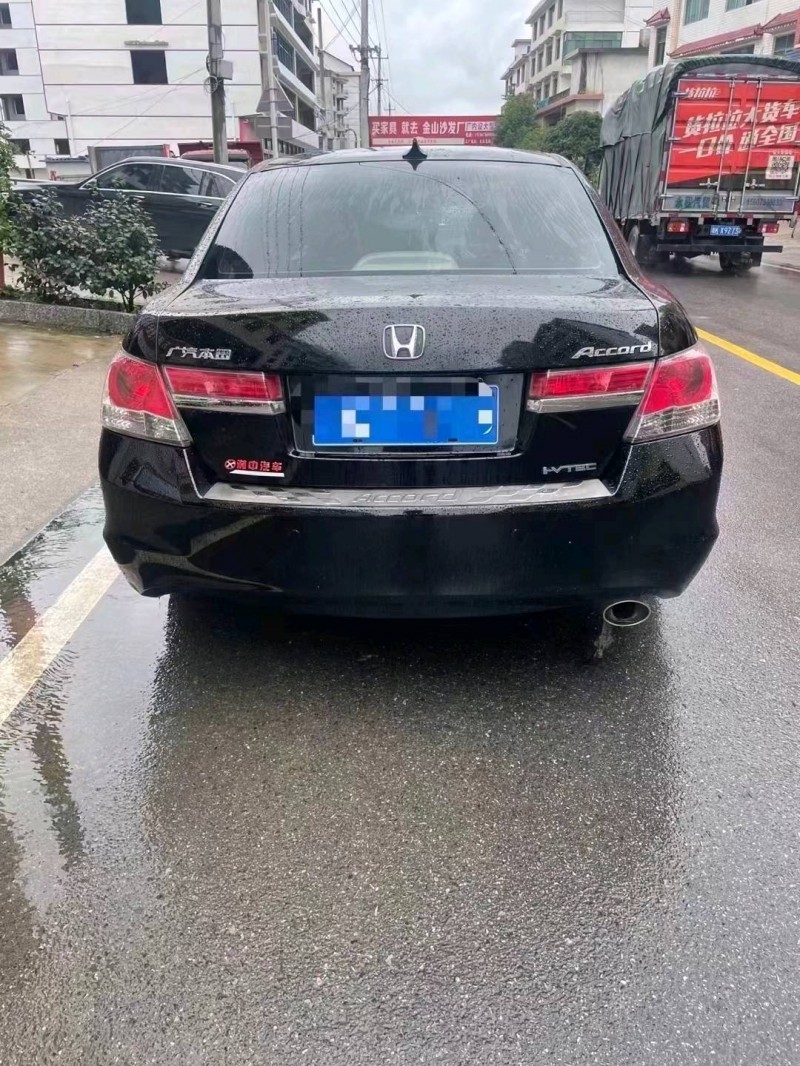 衡阳12年本田雅阁3