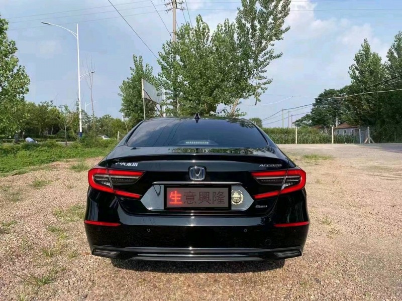 珠海22年本田雅阁3