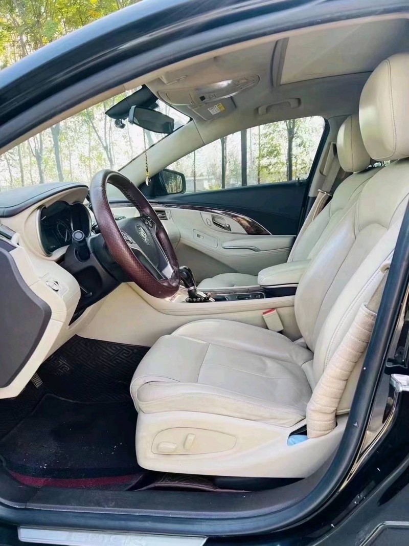 常州15年别克君越5