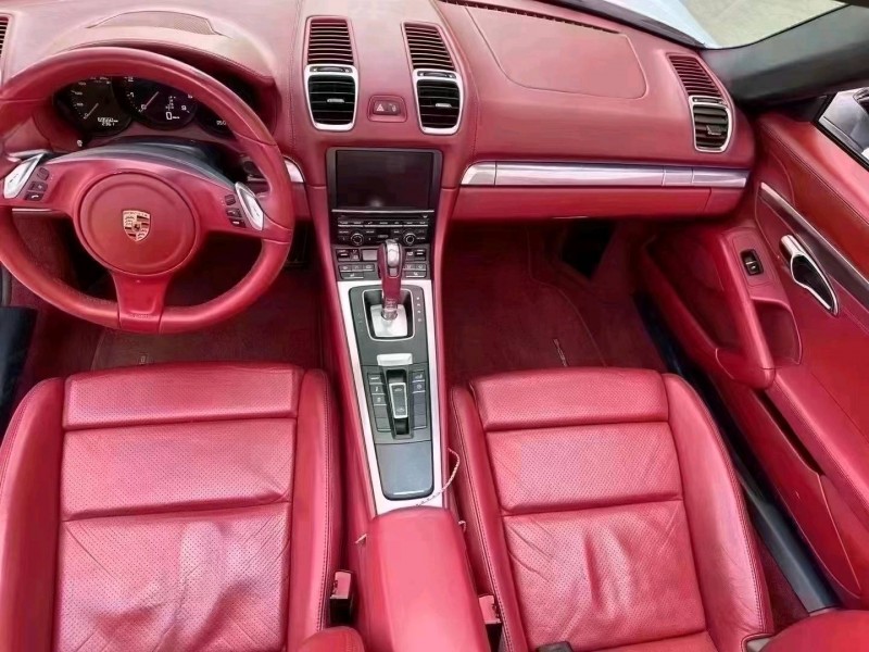 昆明12年保時捷Boxster9