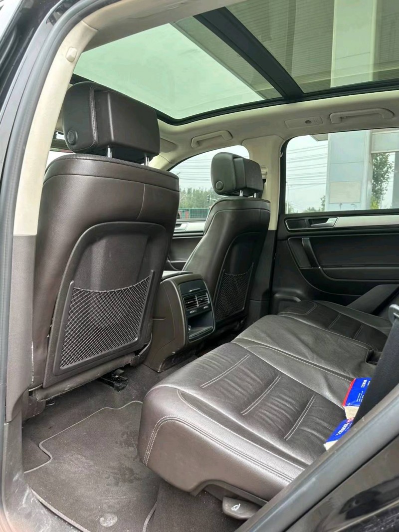 保定17年大众途锐6