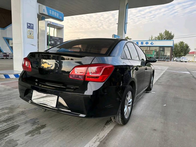 保定15年雪佛兰科鲁兹8