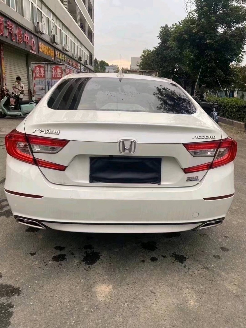 深圳20年本田雅阁3