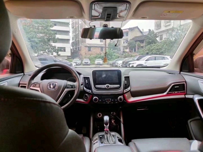 衡阳19年长安汽车CS555